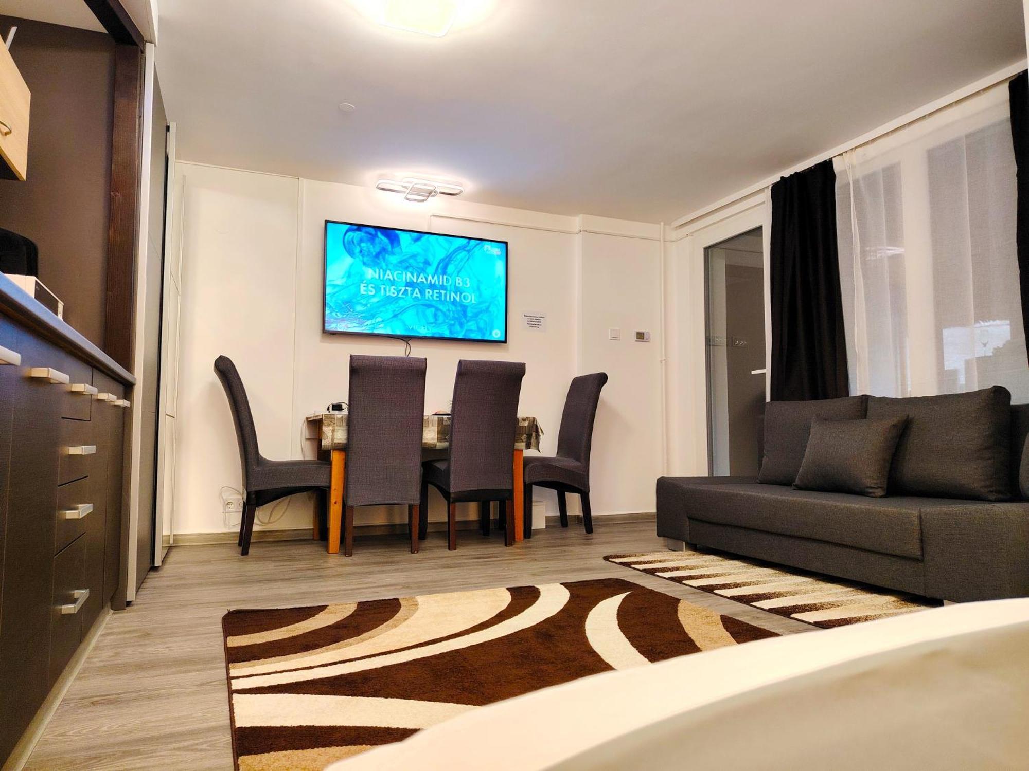 Nyuszis Apartman Kiskunmajsa Exteriér fotografie